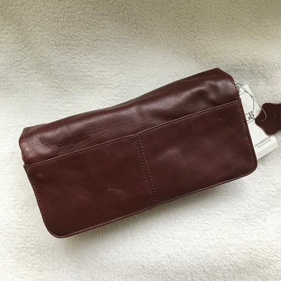 Mahogany Glove Clutch - Picture 3 of 6